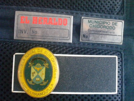 Placas metálicas y ping